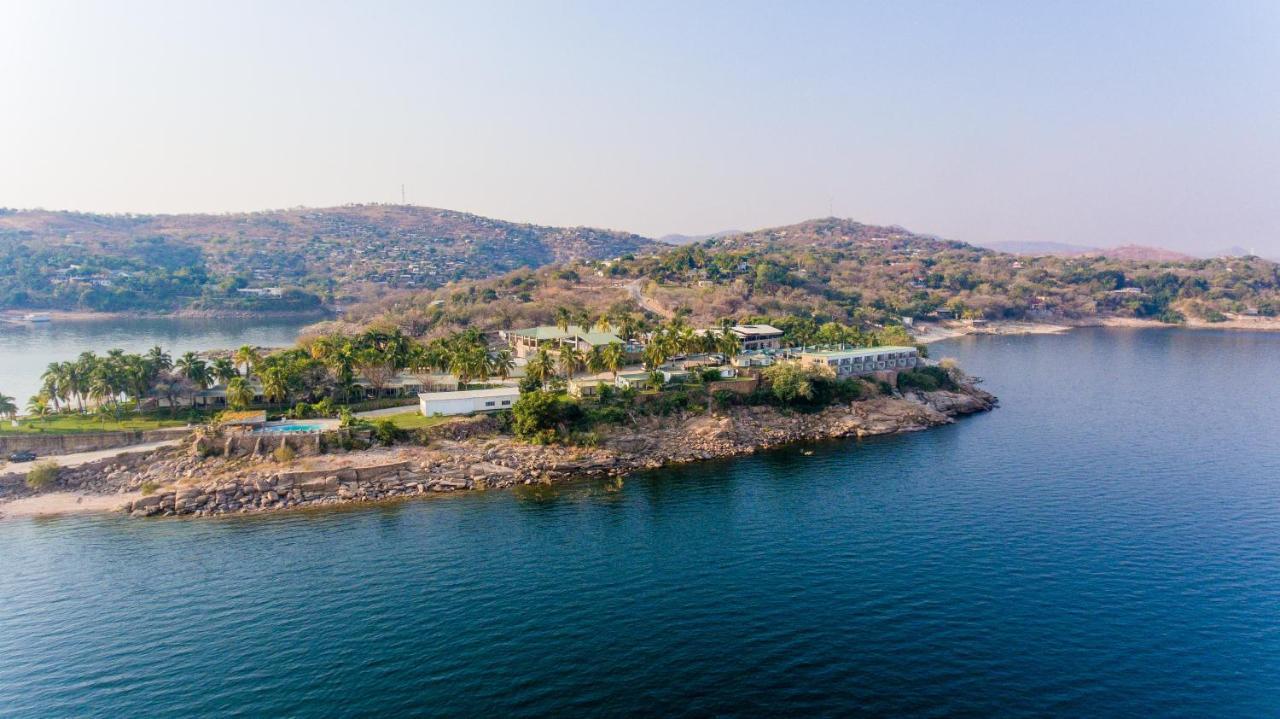 Lake Safari Lodge Сиавонга Экстерьер фото